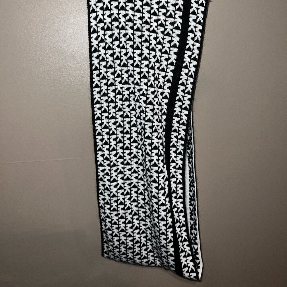 Michael Kors Infinity Scarf